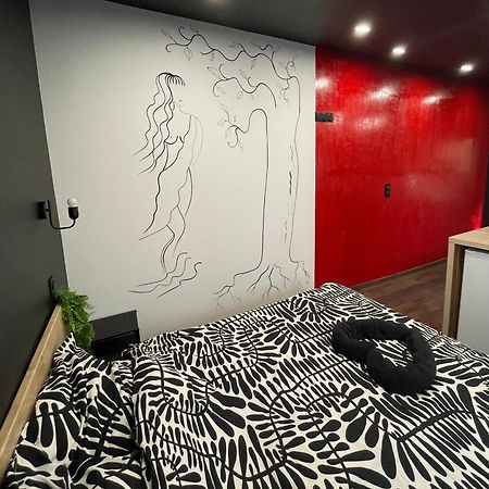 Jacuzzi Love Room Mulhouse Exterior photo